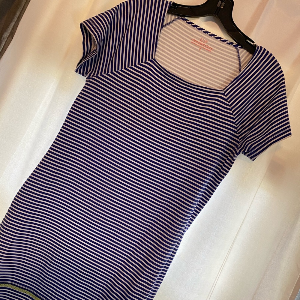 vineyard vines dress